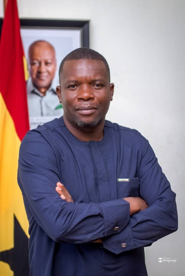 HON. REV. MARTIN AMENAKI